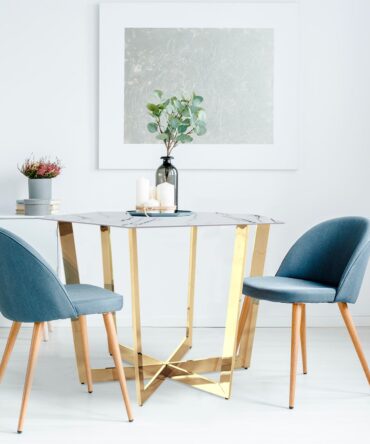 Table hexagonale 120cm Zadig Verre Effet marbre blanc et pied Métal Or